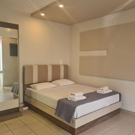 Sahakyan Lara 3 Apartment Alexandroupoli Bagian luar foto