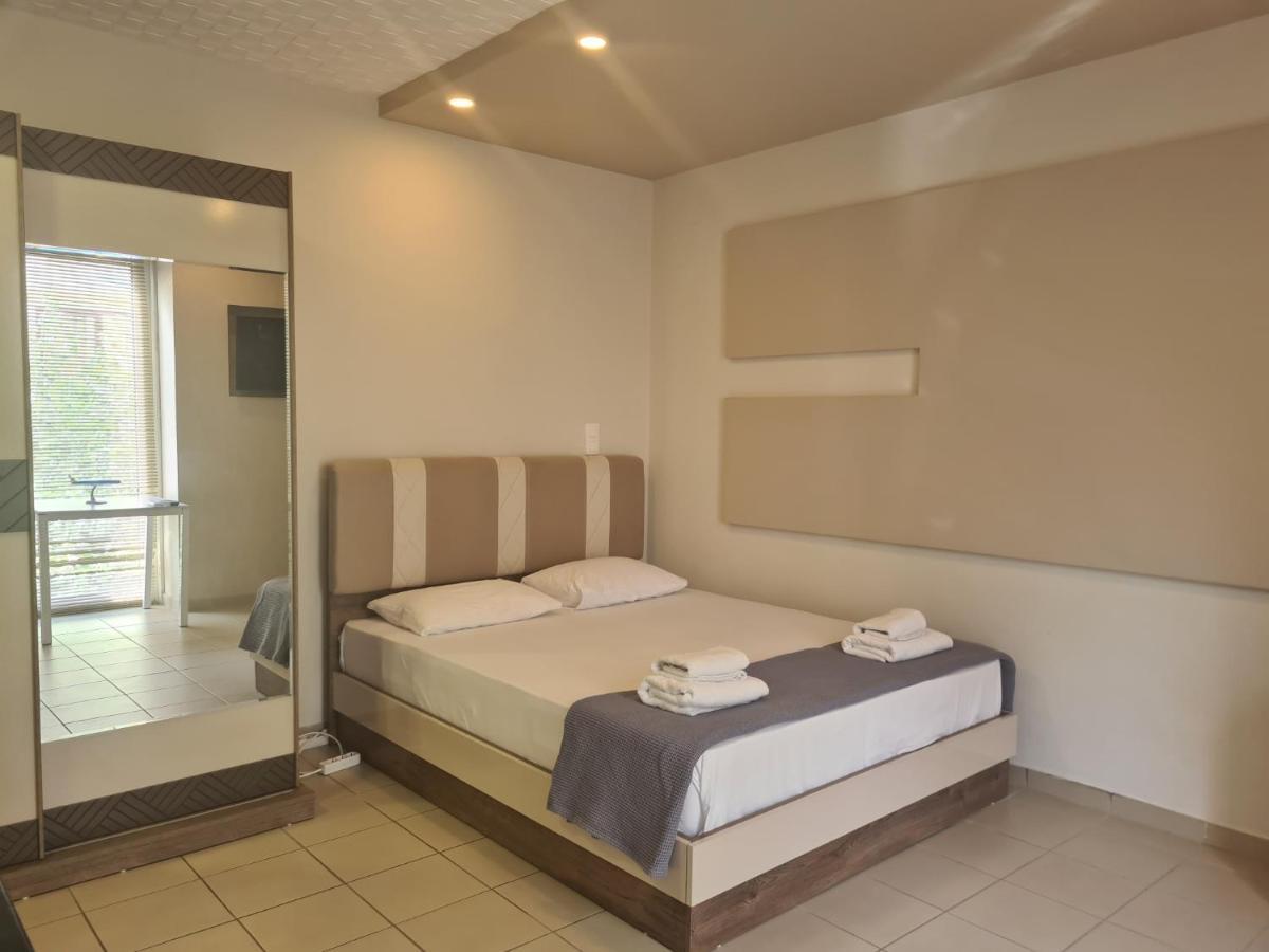 Sahakyan Lara 3 Apartment Alexandroupoli Bagian luar foto
