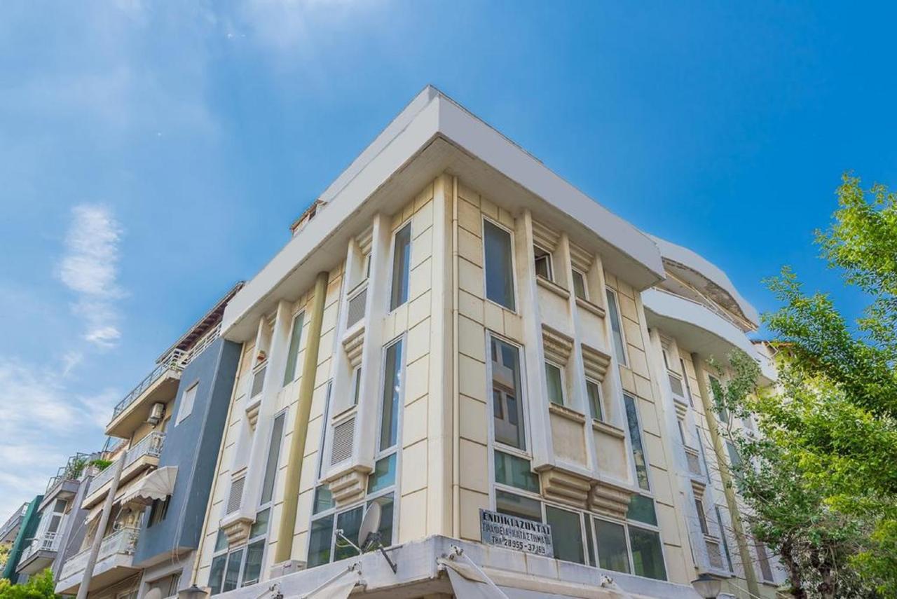 Sahakyan Lara 3 Apartment Alexandroupoli Bagian luar foto